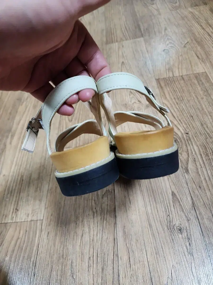 thumbnail-9